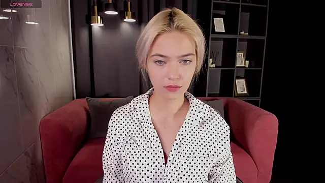 AlysiaSun online show from September 17, 2025, 1:46 pm