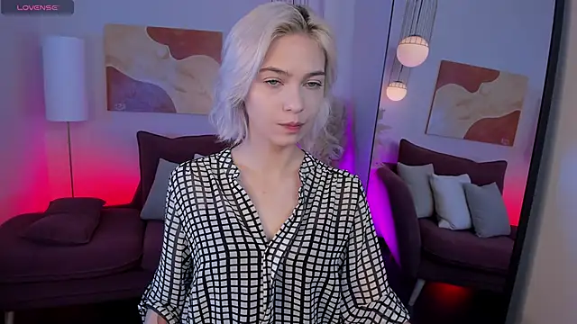 AlysiaSun online show from September 13, 2025, 1:55 pm