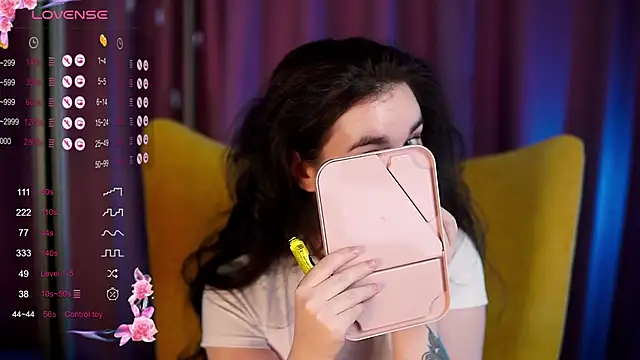 Snapshot of R-U-B-Y chatting on October 2, 2025, 1:58 pm R-U-B-Y online show from October 2, 2025, 1:58 pm