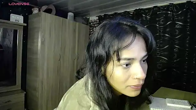 Samara Beltran online show from February 14, 2025, 10:49 am