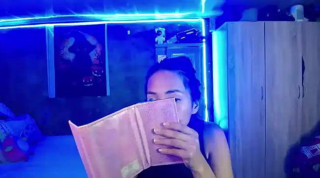 Samara Beltran online show from February 27, 2025, 2:46 am