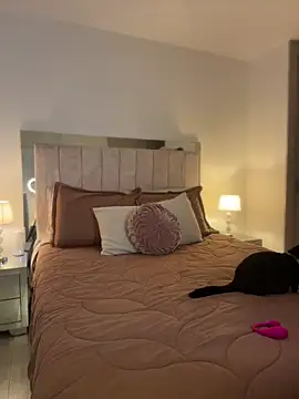 Im Valentina online show from March 27, 2026, 12:30 am