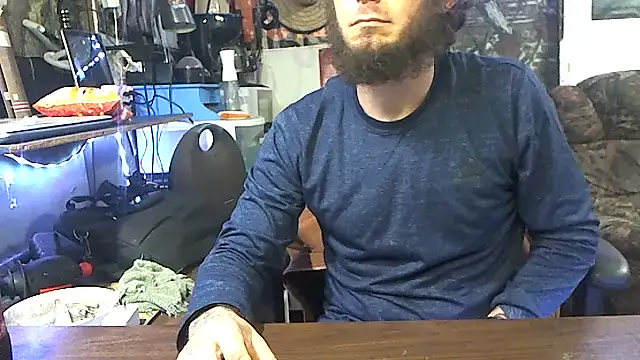 Snapshot of CloudDadddyyy420 chatting on October 19, 2025, 1:36 pm CloudDadddyyy420 online show from October 19, 2025, 1:36 pm