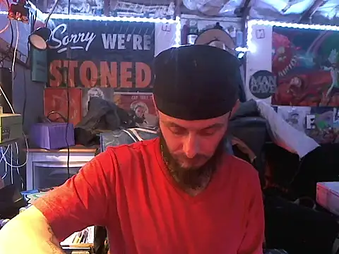 CloudDadddyyy420 online show from February 4, 2025, 4:37 am