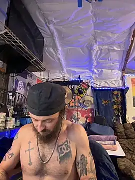 Snapshot of CloudDadddyyy420 chatting on September 21, 2025, 12:49 am CloudDadddyyy420 online show from September 21, 2025, 12:49 am