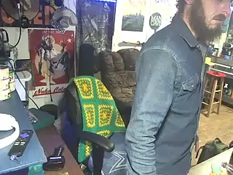 Snapshot of CloudDadddyyy420 chatting on September 21, 2025, 4:56 pm CloudDadddyyy420 online show from September 21, 2025, 4:56 pm