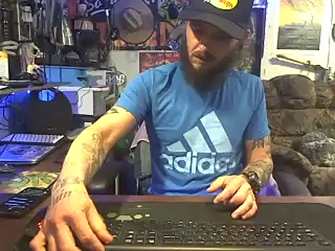 Snapshot of CloudDadddyyy420 chatting on October 9, 2025, 3:51 am CloudDadddyyy420 online show from October 9, 2025, 3:51 am