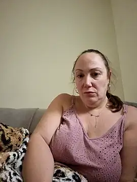 Wisie Cutie online show from December 29, 2024, 2:21 pm