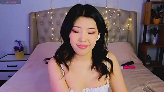 Snapshot of Wendy__Hills chatting on March 16, 2025, 5:17 pm Wendy Hills online show from March 16, 2025, 5:17 pm