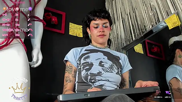 Snapshot of trinitty chatting on October 2, 2025, 2:20 pm trinitty online show from October 2, 2025, 2:20 pm