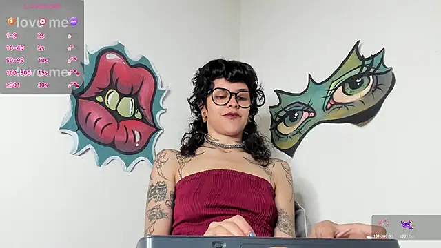 Snapshot of trinitty chatting on February 12, 2026, 9:53 am trinitty online show from February 12, 2026, 9:53 am