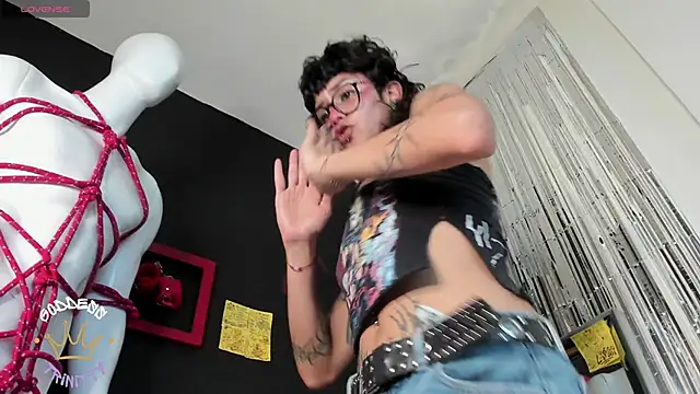 Snapshot of trinitty chatting on October 9, 2025, 4:07 pm trinitty online show from October 9, 2025, 4:07 pm