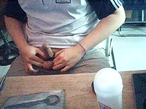 baobao26 online show from April 19, 2026, 4:35 am