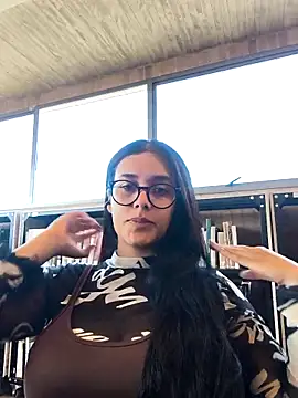 Annya-sweet online show from April 22, 2026, 2:46 pm