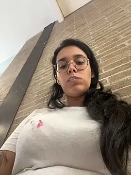 Annya-sweet online show from February 5, 2025, 10:22 pm