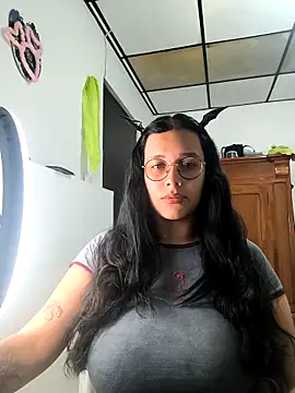 Annya-sweet online show from September 21, 2025, 2:33 pm