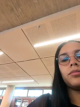 Annya-sweet online show from October 1, 2025, 2:43 pm