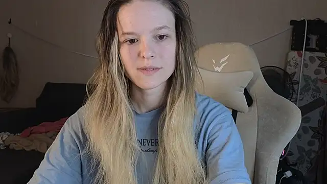 Nate   online show from December 3, 2025, 4:13 am