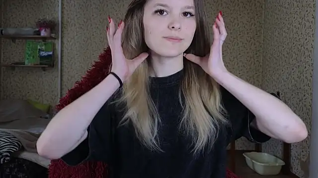 Snapshot of Nate__ chatting on February 11, 2025, 6:19 am Nate online show from February 11, 2025, 6:19 am