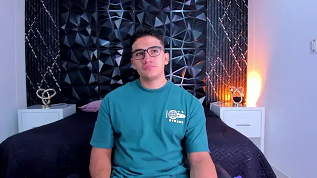 Snapshot of JeffDaltton chatting on October 20, 2025, 7:58 pm JeffDaltton online show from October 20, 2025, 7:58 pm