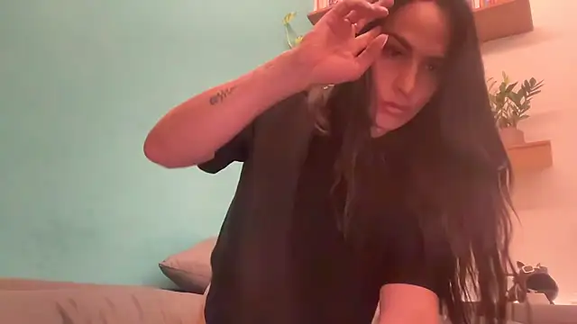 Snapshot of GGmoon81 chatting on September 19, 2025, 7:40 pm GGmoon81 online show from September 19, 2025, 7:40 pm