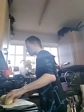 Snapshot of Erimyka chatting on February 28, 2026, 5:23 pm Erimyka online show from February 28, 2026, 5:23 pm