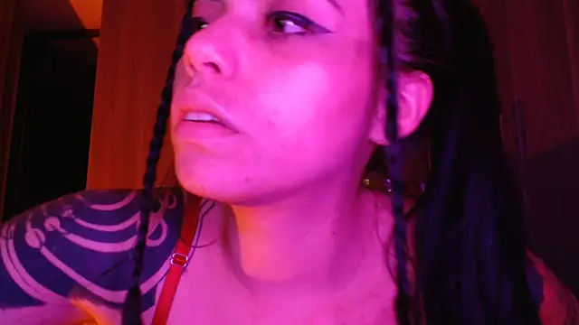 i am nina  online show from February 19, 2026, 5:48 am