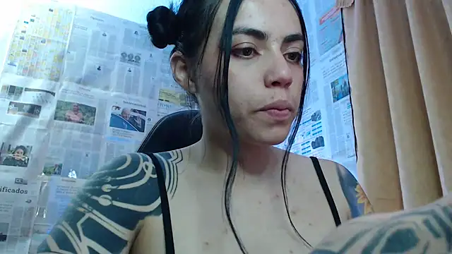 Snapshot of i_am_nina_ chatting on September 23, 2025, 6:09 am i am nina  online show from September 23, 2025, 6:09 am