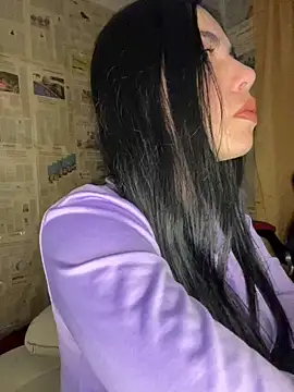 Snapshot of i_am_nina_ chatting on April 25, 2026, 11:57 pm i am nina online show from April 25, 2026, 11:57 pm