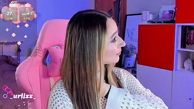 Snapshot of Fiona-Love chatting on December 14, 2024, 6:41 pm Fiona-Love online show from December 14, 2024, 6:41 pm