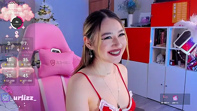 Snapshot of Fiona-Love chatting on December 25, 2024, 7:34 pm Fiona-Love online show from December 25, 2024, 7:34 pm