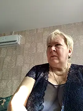 EffectFiona online show from February 14, 2025, 6:56 am