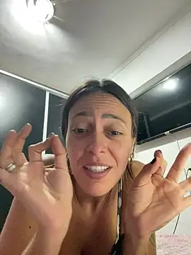 Gipoltergeist online show from February 18, 2026, 1:14 am