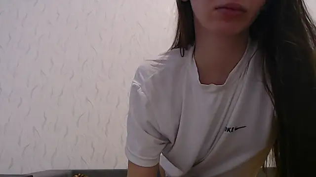 HoneyWiles online show from January 11, 2026, 2:13 pm