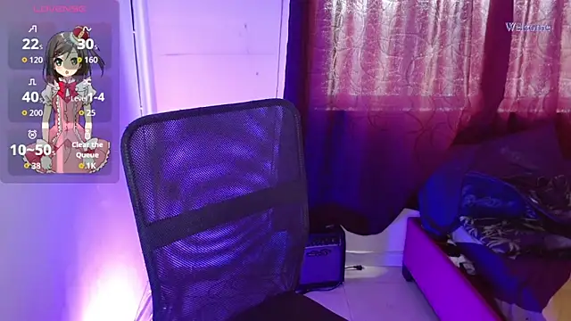 violetagrey  online show from October 16, 2025, 2:25 pm