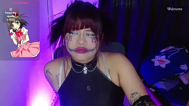 violetagrey  online show from October 6, 2025, 11:00 am