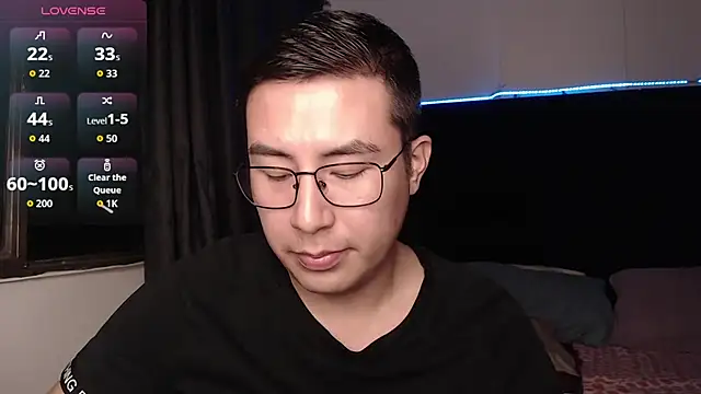 Snapshot of andrewmhilton_ chatting on February 3, 2026, 6:40 am andrewmhilton online show from February 3, 2026, 6:40 am