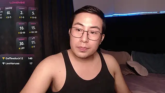 Snapshot of andrewmhilton_ chatting on January 7, 2026, 5:45 am andrewmhilton online show from January 7, 2026, 5:45 am