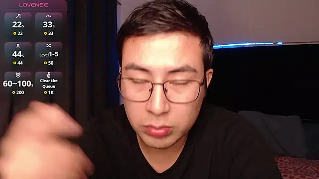 Snapshot of andrewmhilton_ chatting on January 16, 2026, 6:06 am andrewmhilton online show from January 16, 2026, 6:06 am