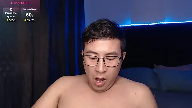 andrewmhilton  online show from March 4, 2026, 12:07 am