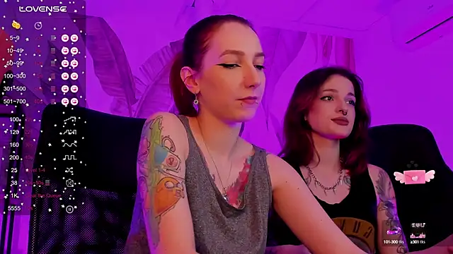 BratzieDarsie online show from January 23, 2025, 11:48 am