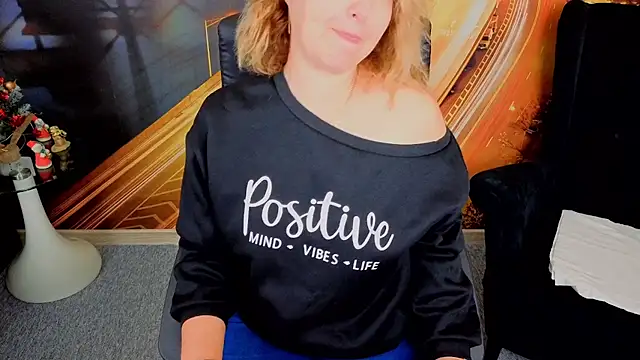 EmmaxPark online show from December 15, 2025, 7:03 am