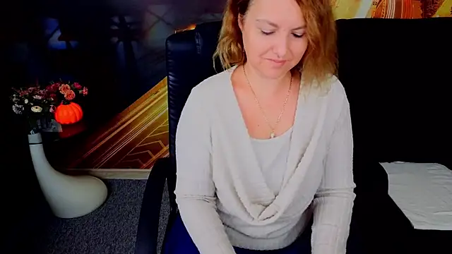 EmmaxPark online show from November 21, 2025, 6:45 am