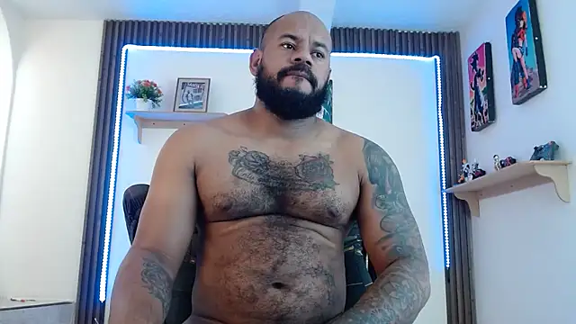 Damian64420 online show from May 25, 2026, 5:00 pm