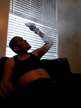 Snapshot of Stomps33 chatting on March 15, 2025, 12:36 am Stomps33 online show from March 15, 2025, 12:36 am