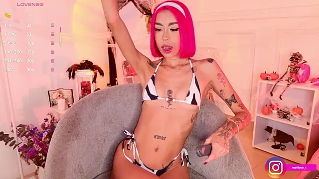 Snapshot of Mely-taylor chatting on October 12, 2025, 11:06 pm Mely-taylor online show from October 12, 2025, 11:06 pm