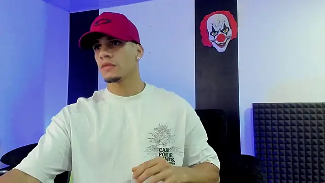 jhonnysnow17 online show from March 9, 2025, 8:51 am