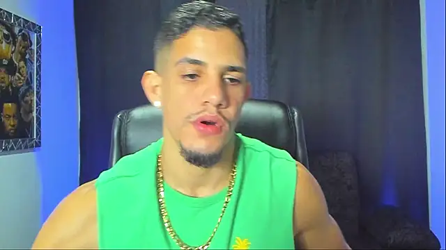 jhonnysnow17 online show from November 9, 2025, 10:47 pm