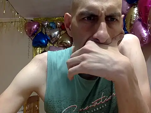 HandsomeAlfie online show from July 18, 2026, 2:20 am