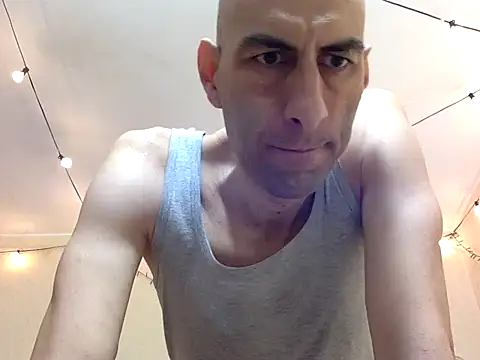 HandsomeAlfie online show from September 27, 2025, 8:20 am